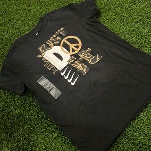 Brand new youth Nike - Just Do It t-shirt